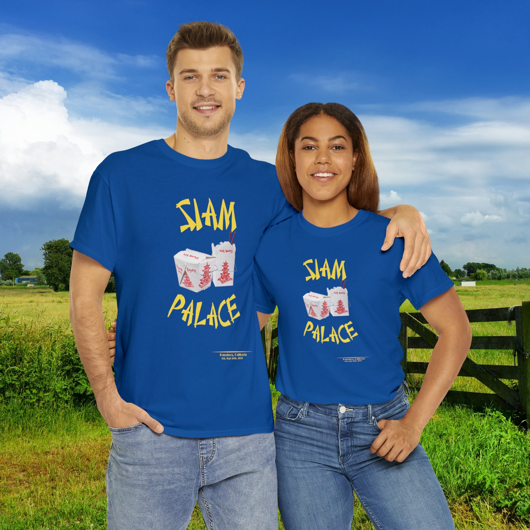 "DirkyThreadz Siam Palace T-Shirt – Mutiges Take-out-Grafikdesign aus schwarzer Baumwolle"