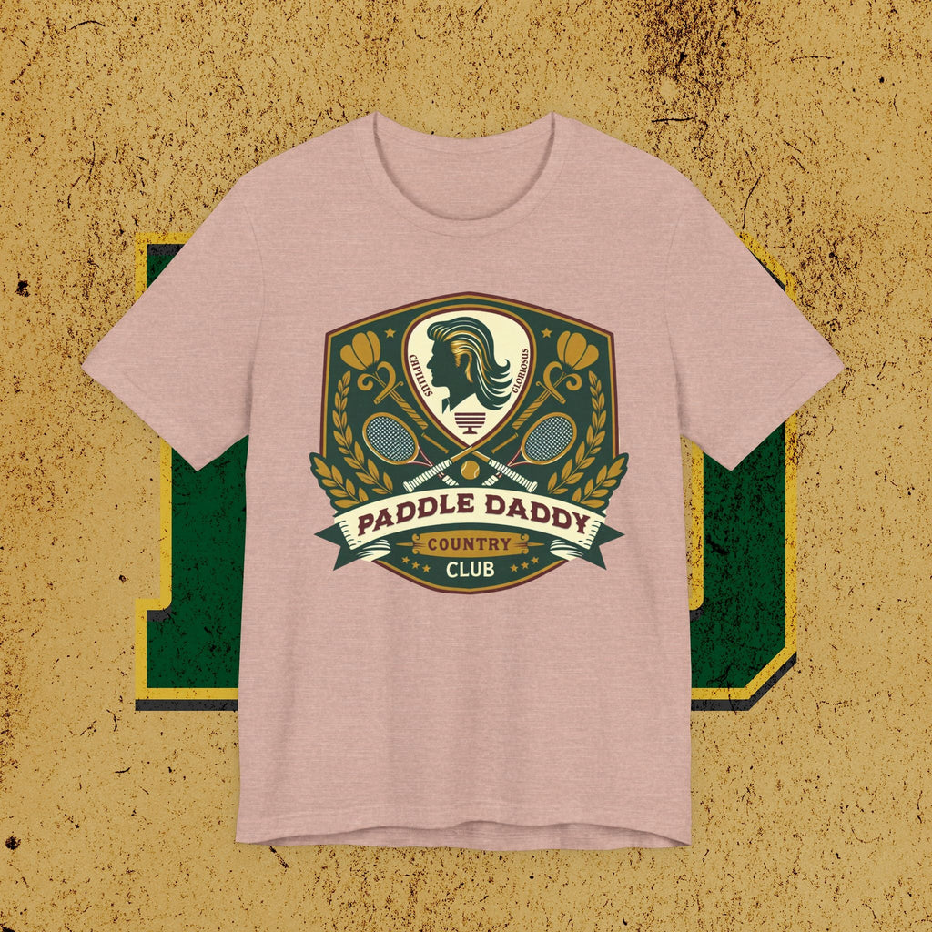 Paddle Daddy Country Club Tee Wo Prestige auf Pickleball und Vaterwitze trifft