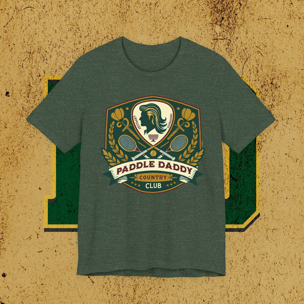 Paddle Daddy Country Club Tee Wo Prestige auf Pickleball und Vaterwitze trifft