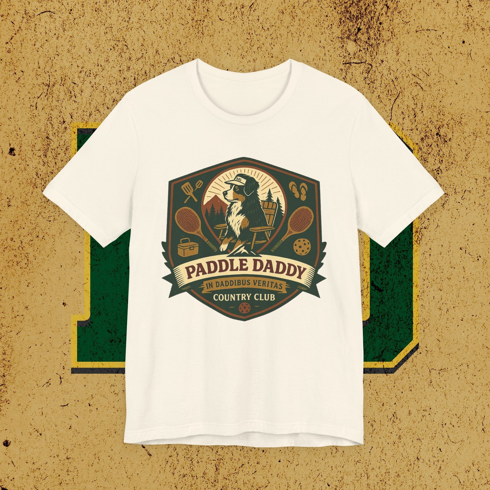 Paddle Daddy Country Club T-Shirt, Chloe Dog Grafik-T-Shirt, lustiges Pickleball & Grill Shirt, In Daddibus Veritas Dadcore Kleidung