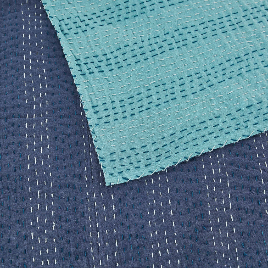 Handgenähte wendbare Kantha-Überwürfe