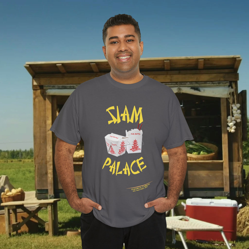 "DirkyThreadz Siam Palace T-Shirt – Mutiges Take-out-Grafikdesign aus schwarzer Baumwolle"
