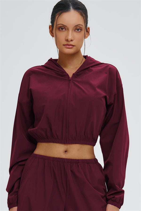 The Svelte UV protection Crop Hoodie Sweatpants 2-Piece Set