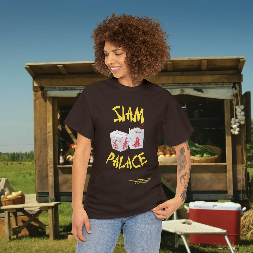 "DirkyThreadz Siam Palace T-Shirt – Mutiges Take-out-Grafikdesign aus schwarzer Baumwolle"