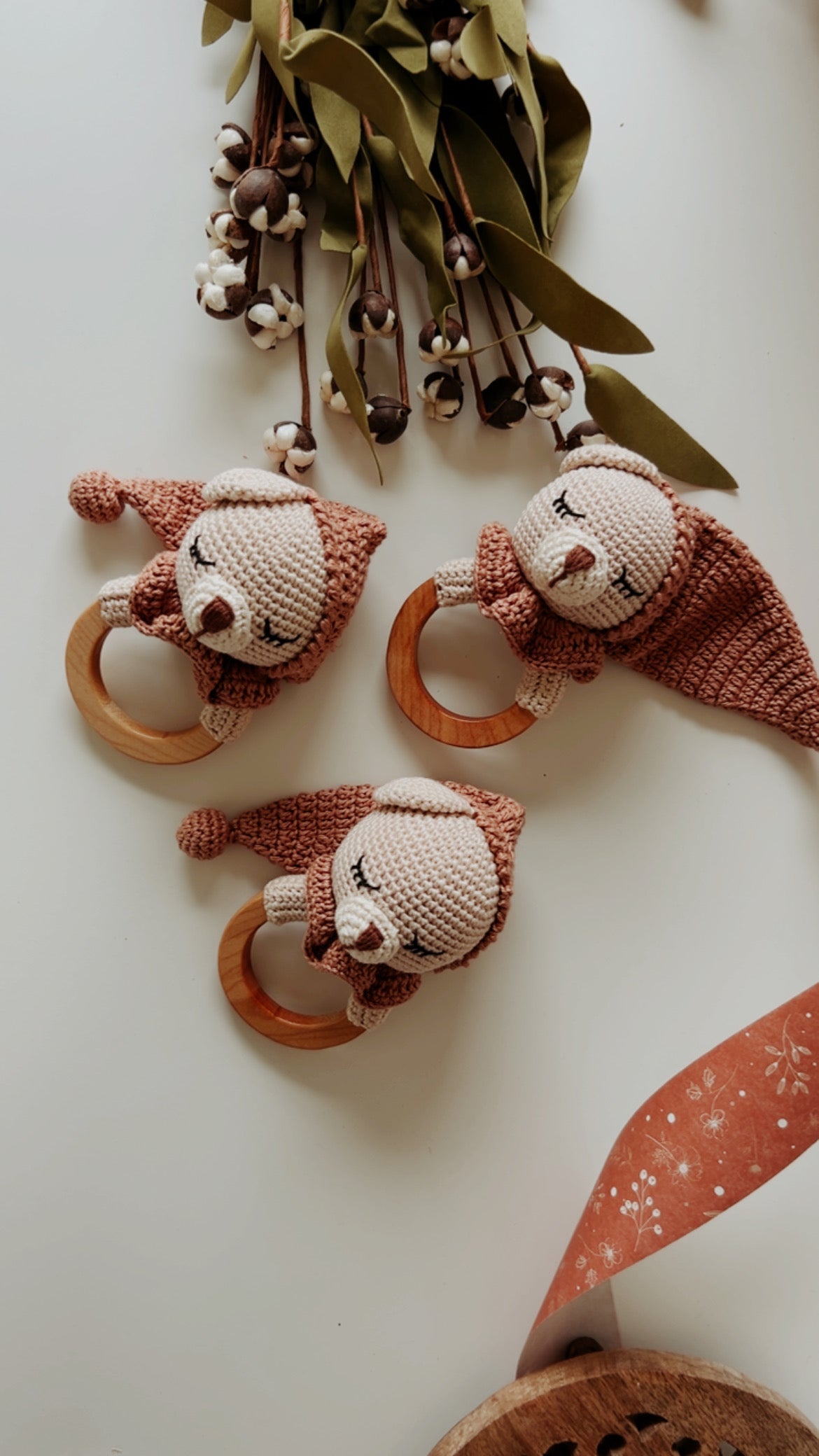 Geschlechtsneutraler Teddybär-Beißring-Rassel