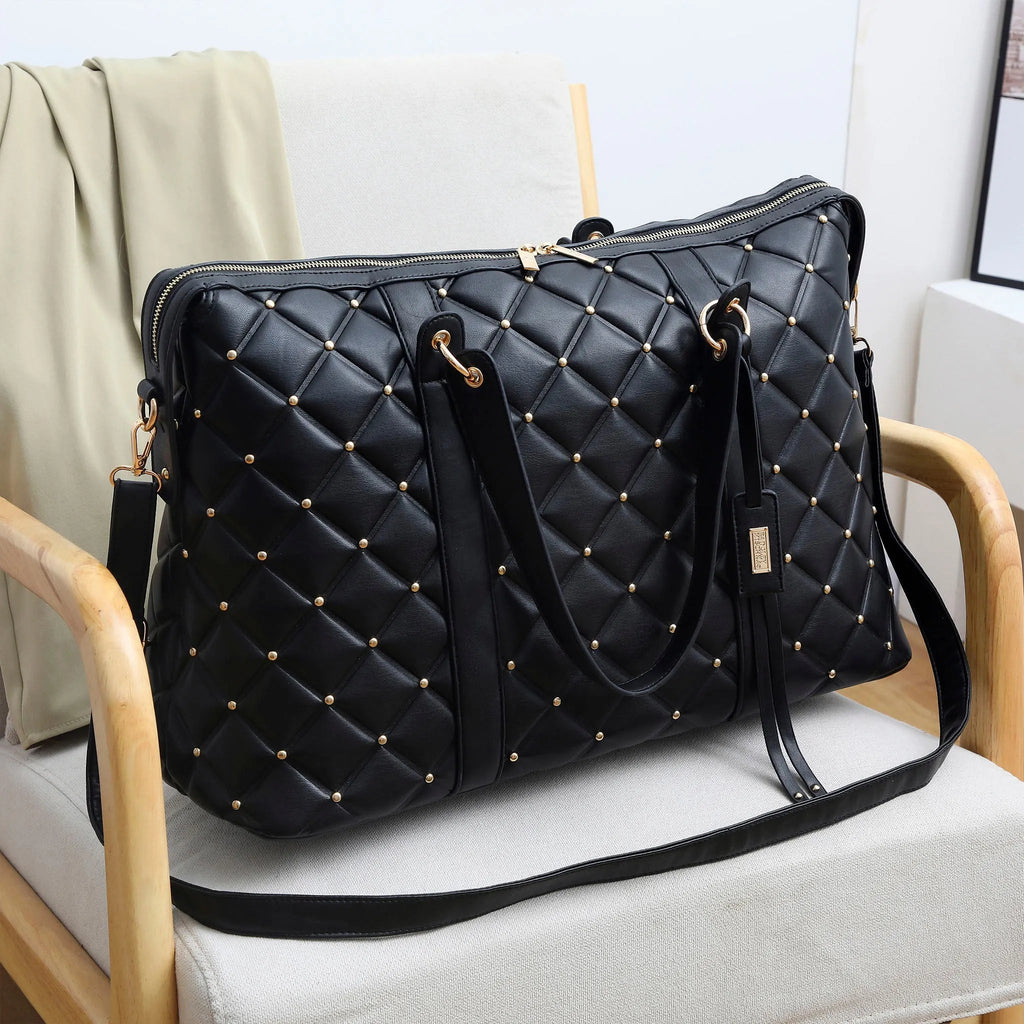 Große Wochenendtasche aus veganem Leder mit Rautensteppung