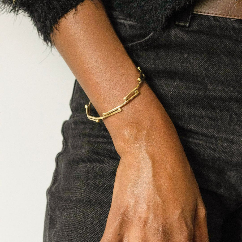 Round Link Brass Bangle | Kaya