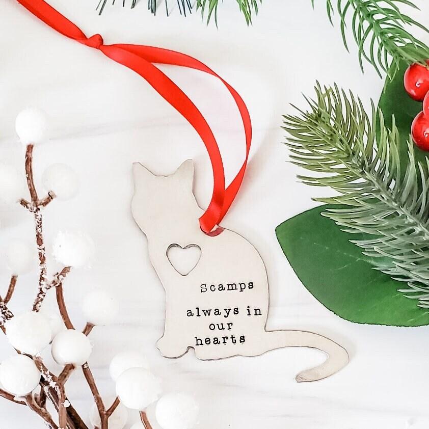 Weihnachtsschmuck zum Gedenken an Katzen