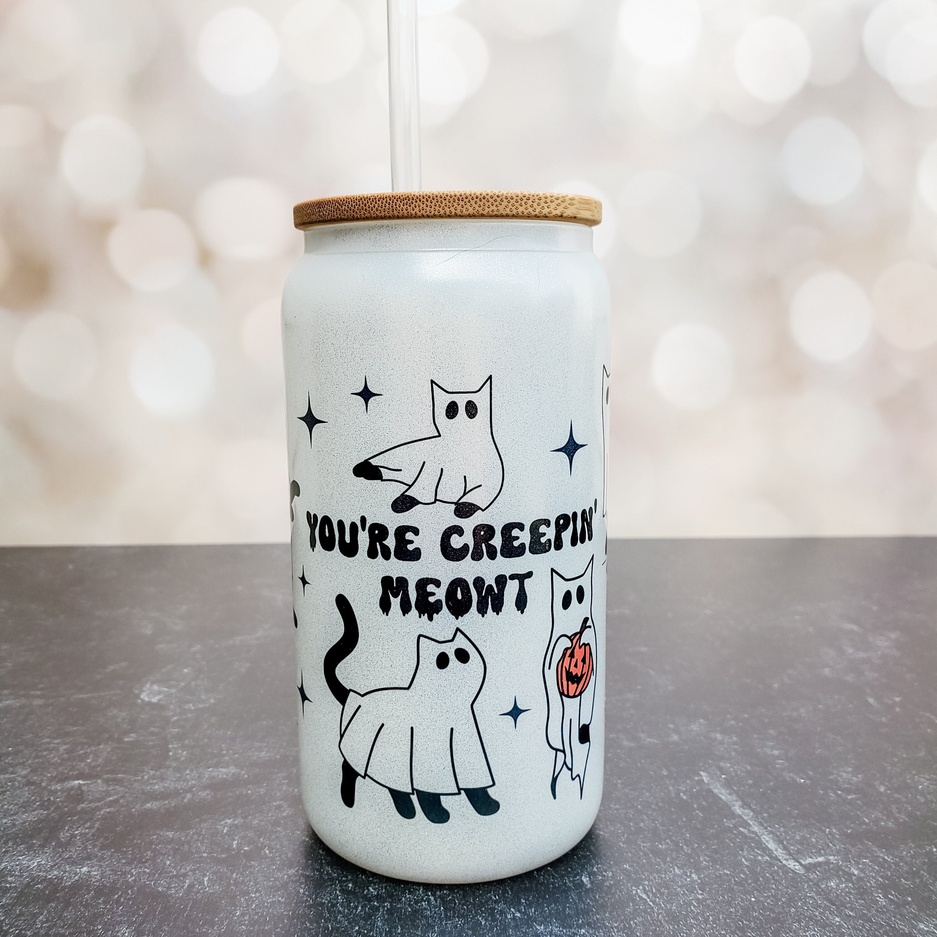 Gruselige Geisterkatze Halloween-Tasse