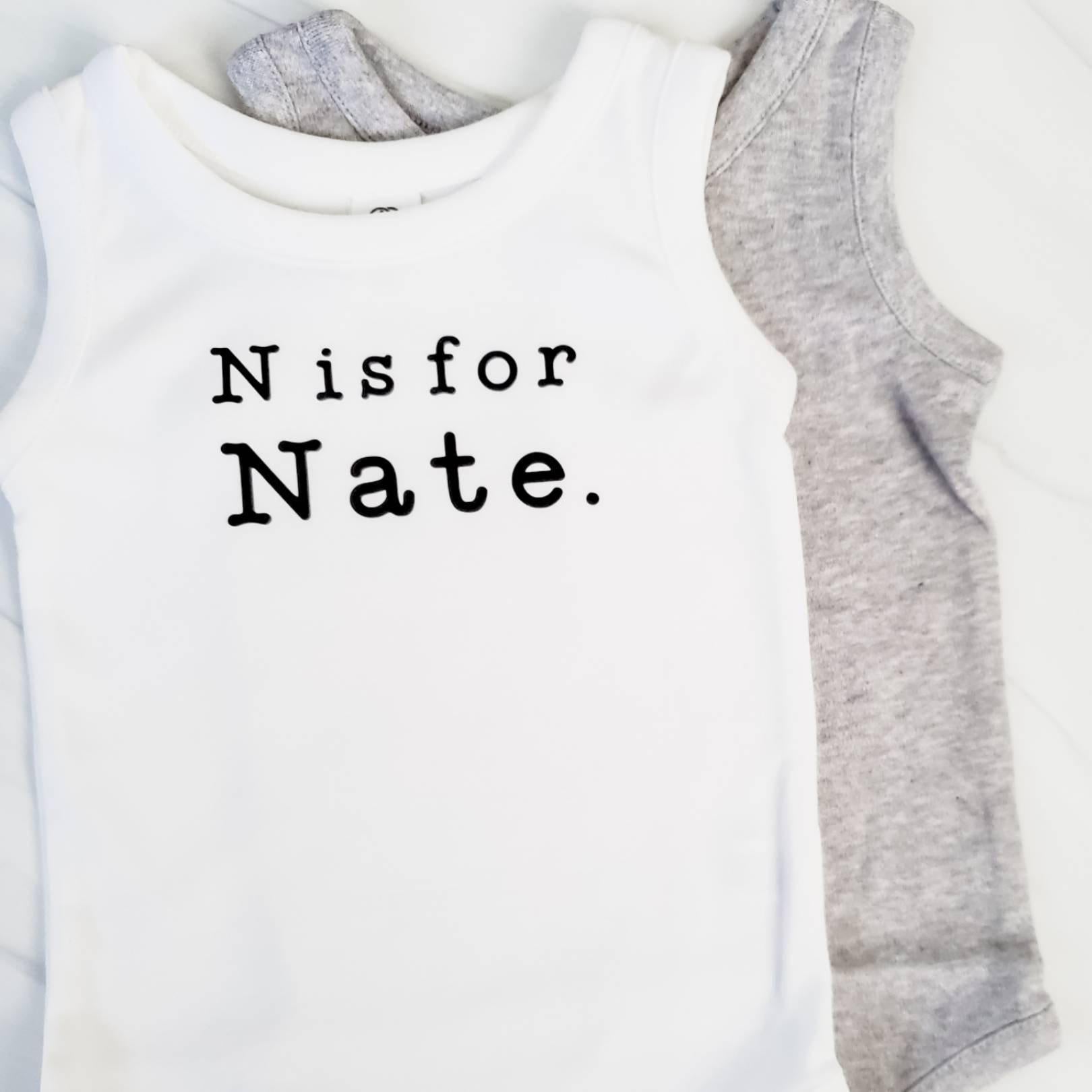 Ärmelloser Baby-Body aus Bio-Baumwolle mit Wunschnamen