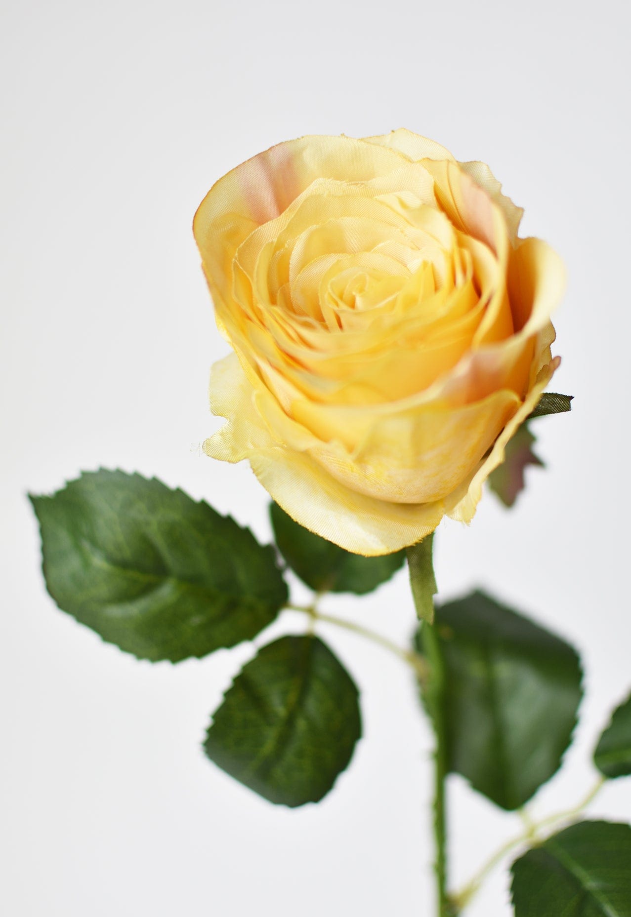 22" künstlicher großer Rosenknospenstiel gelb