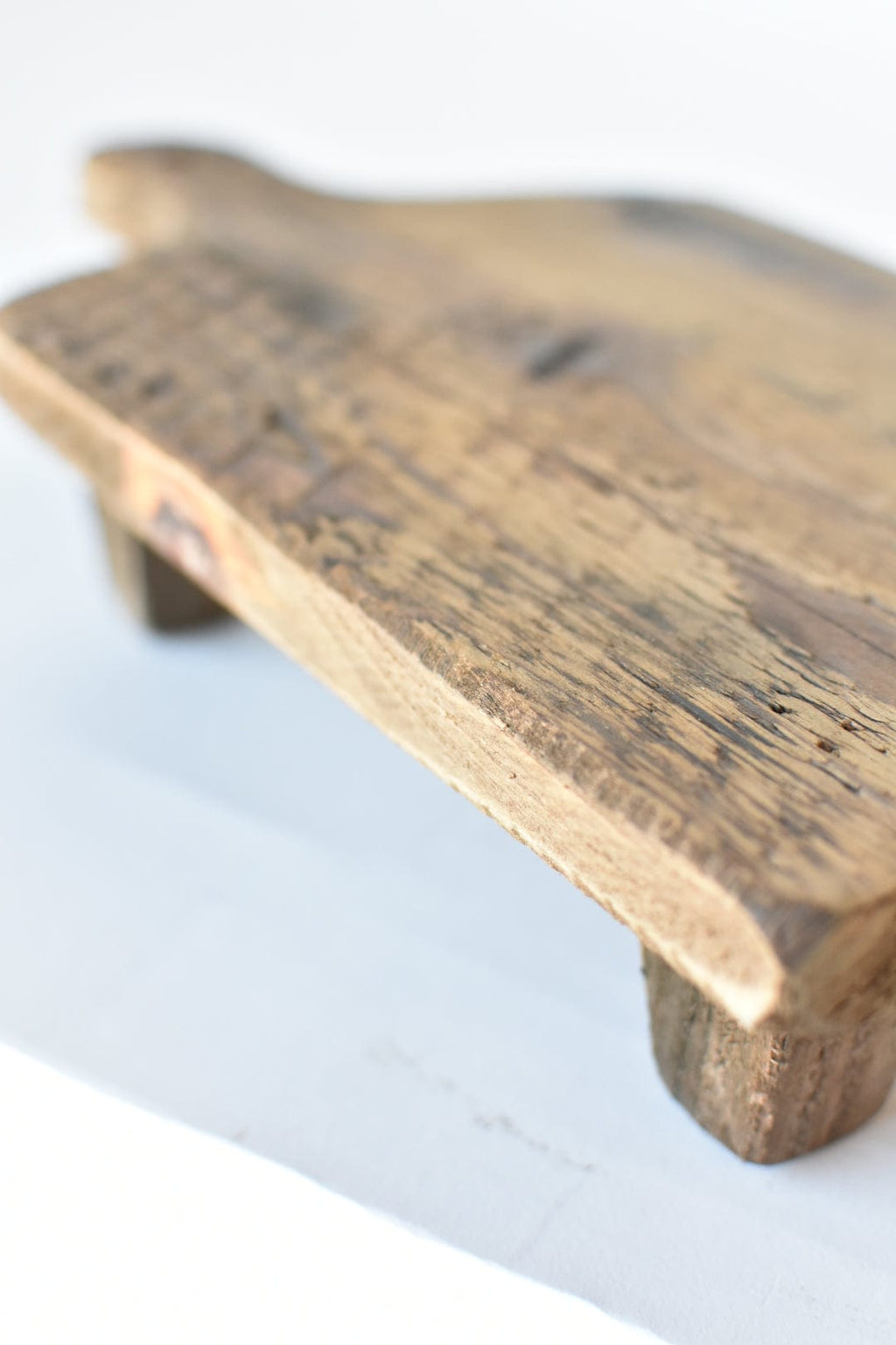 11x6 Kleines Holzbrett mit Füßen