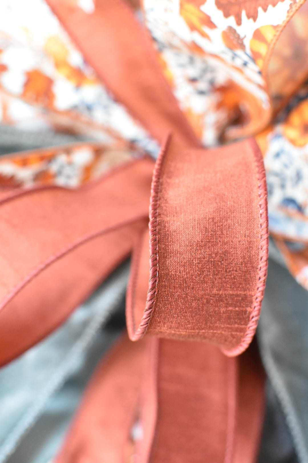 Orange Graue Schleife