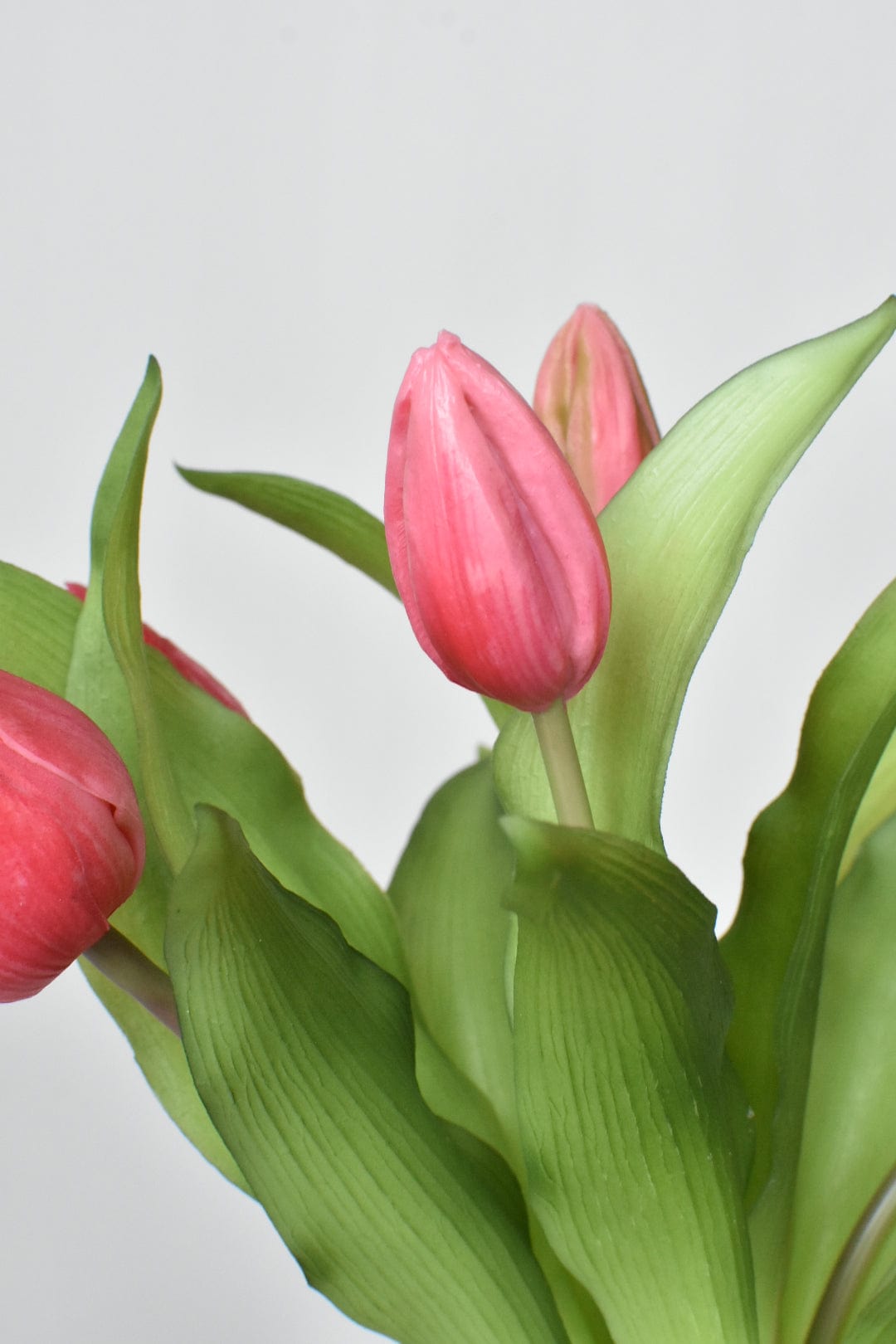 11,75" Künstlicher Real-Touch-Tulpenstiel-Bund in Dunkelrosa