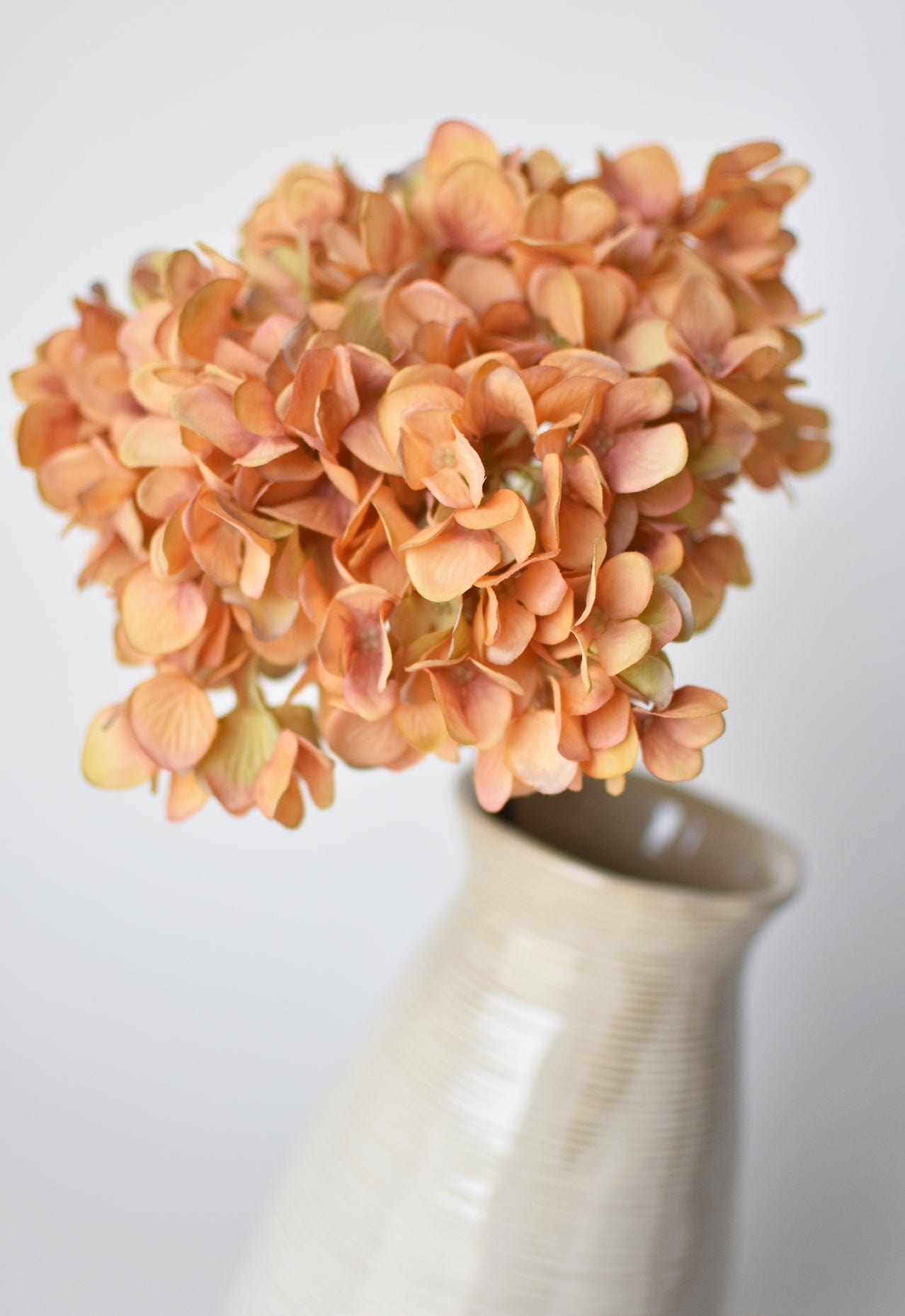 27" Künstliche Hortensie, Terrakotta-Orange Stiel