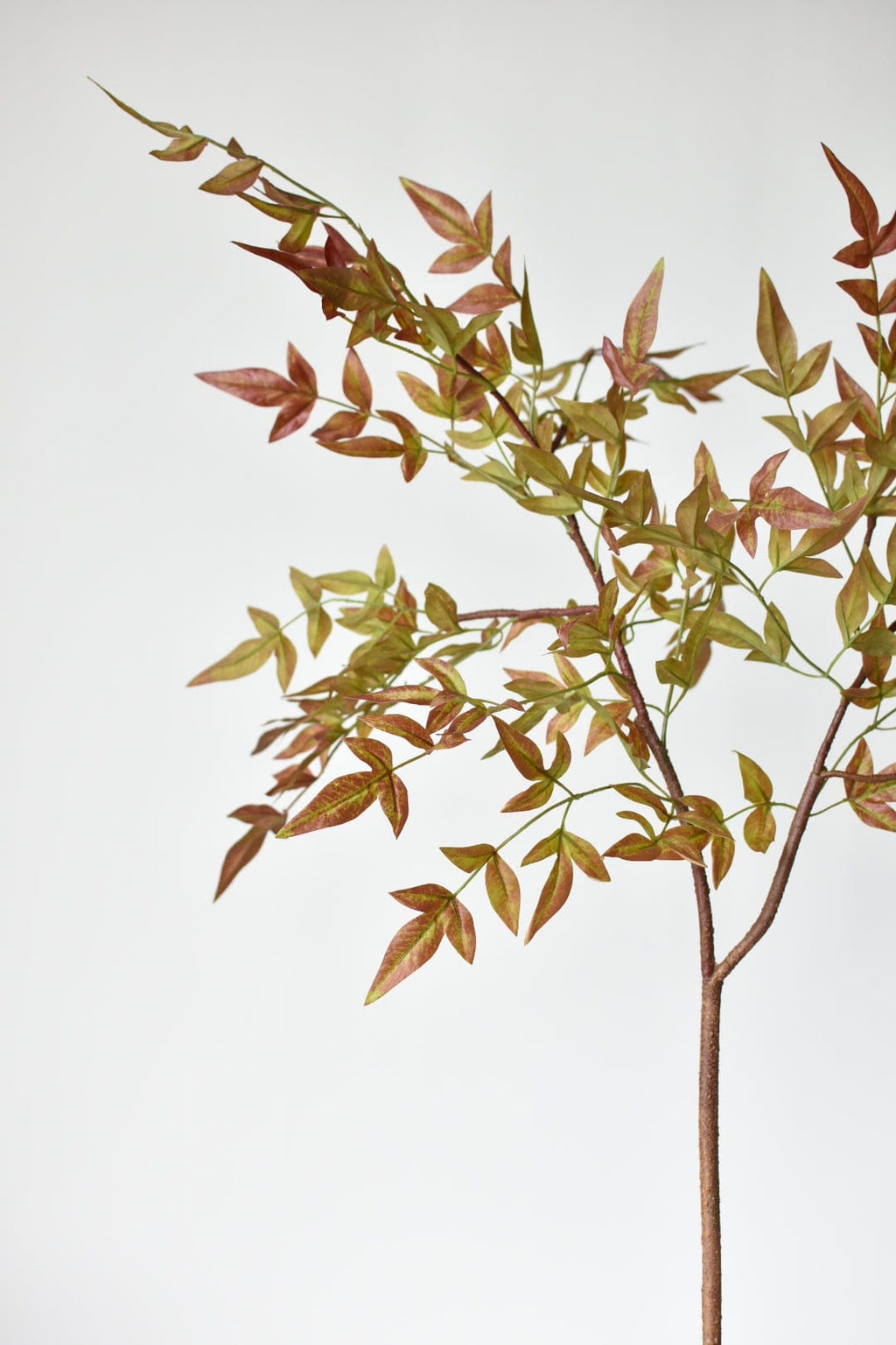 101 cm künstliches Nandina-Herbstlaub – Grün/Bordeaux