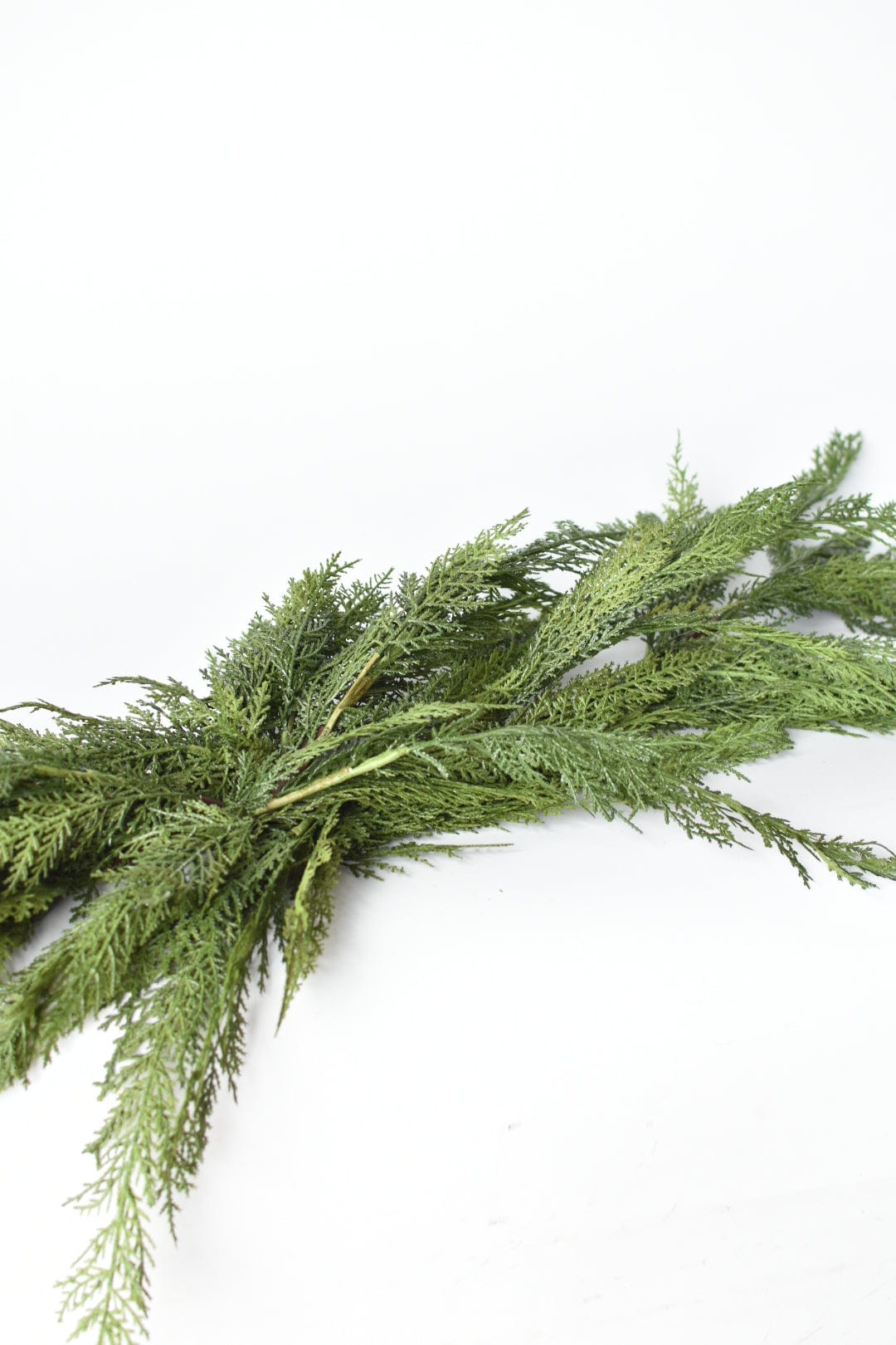 122 cm künstlicher Zedernmantel-Schmuck
