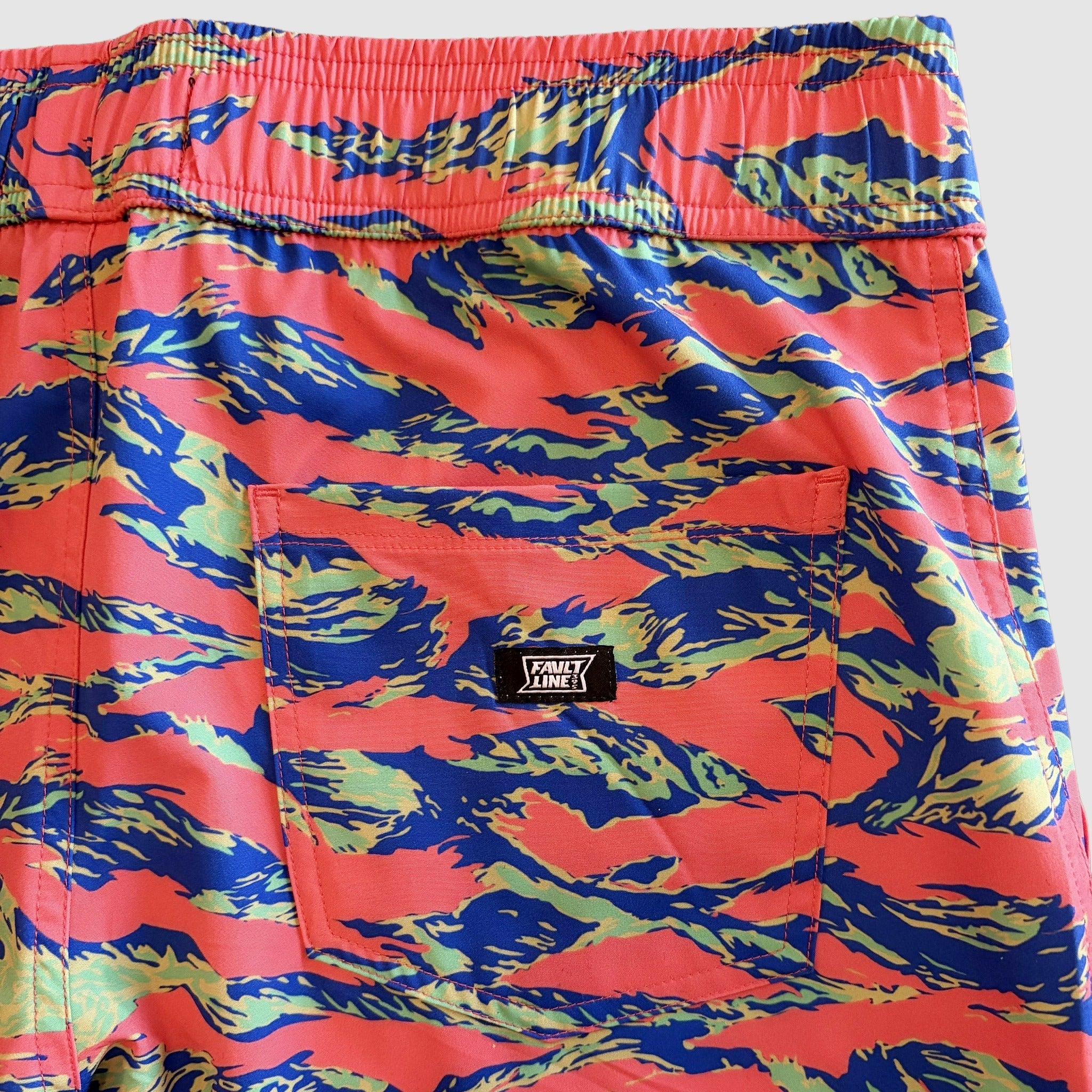 Women's Mountain Short - Pink Tiger Camo