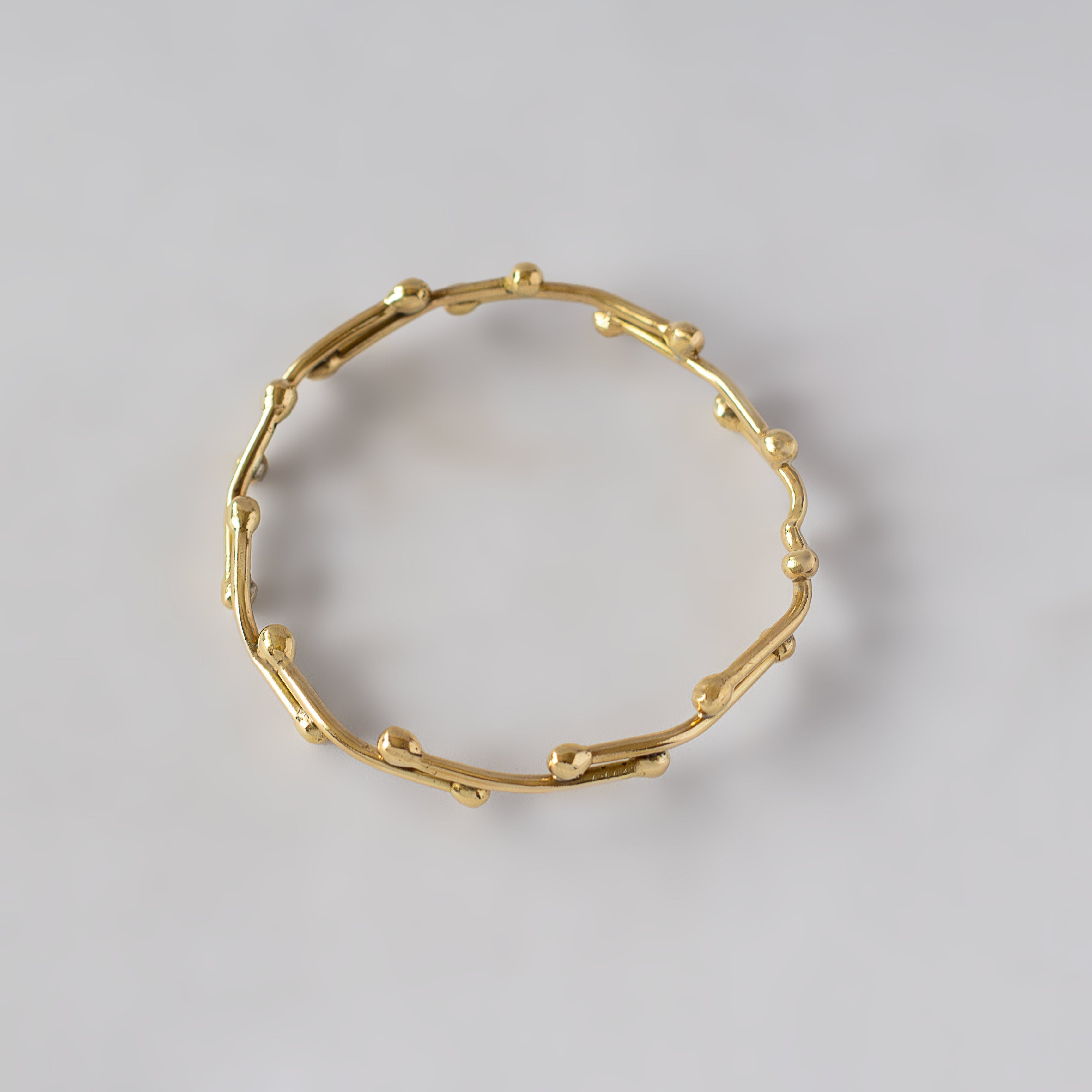 Round Link Brass Bangle | Kaya