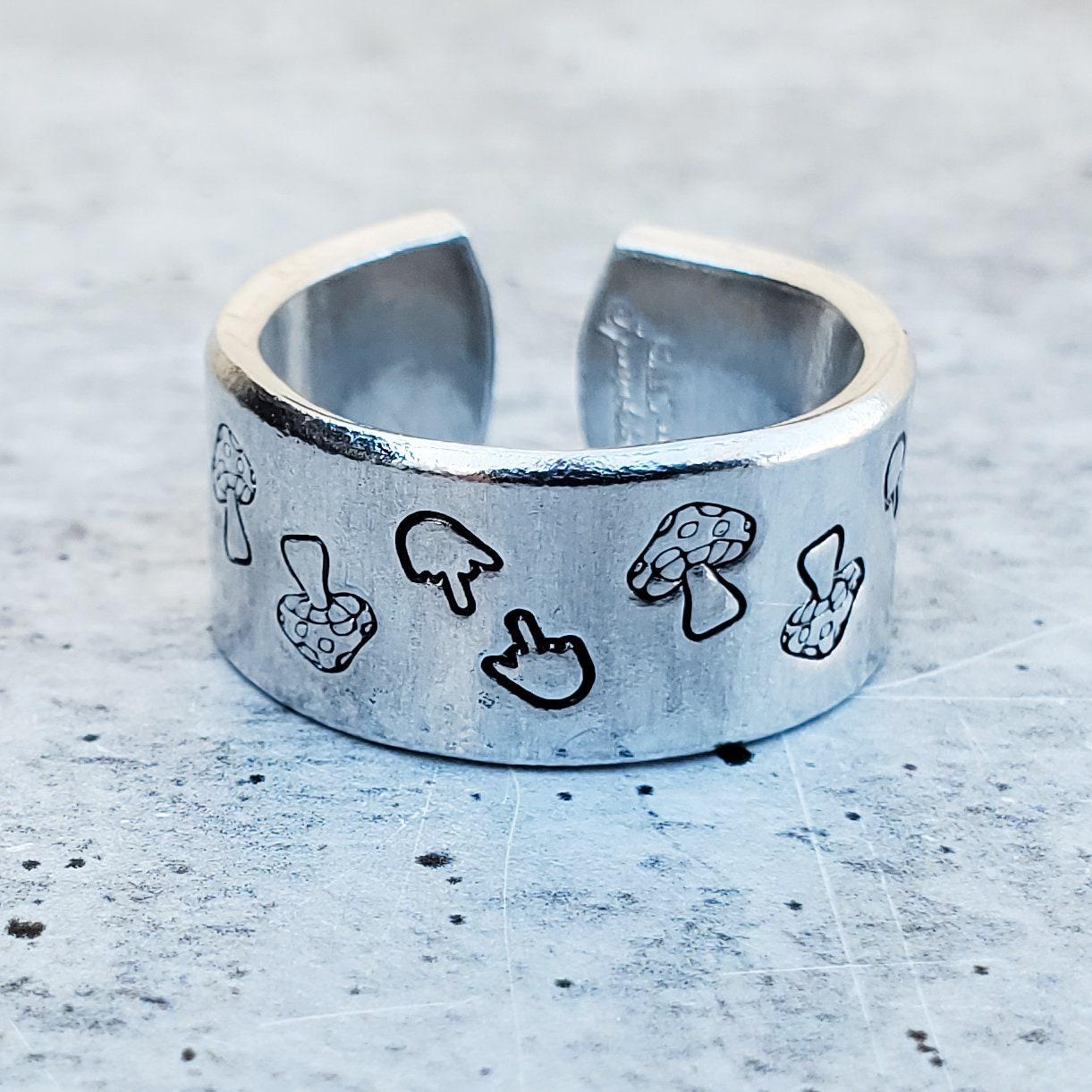 Mittelfinger-Pilzring
