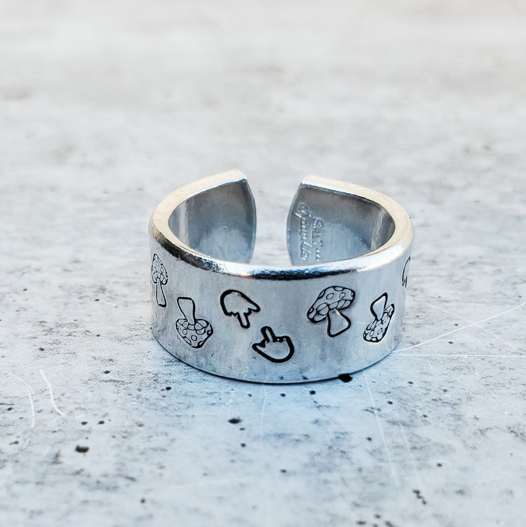 Mittelfinger-Pilzring