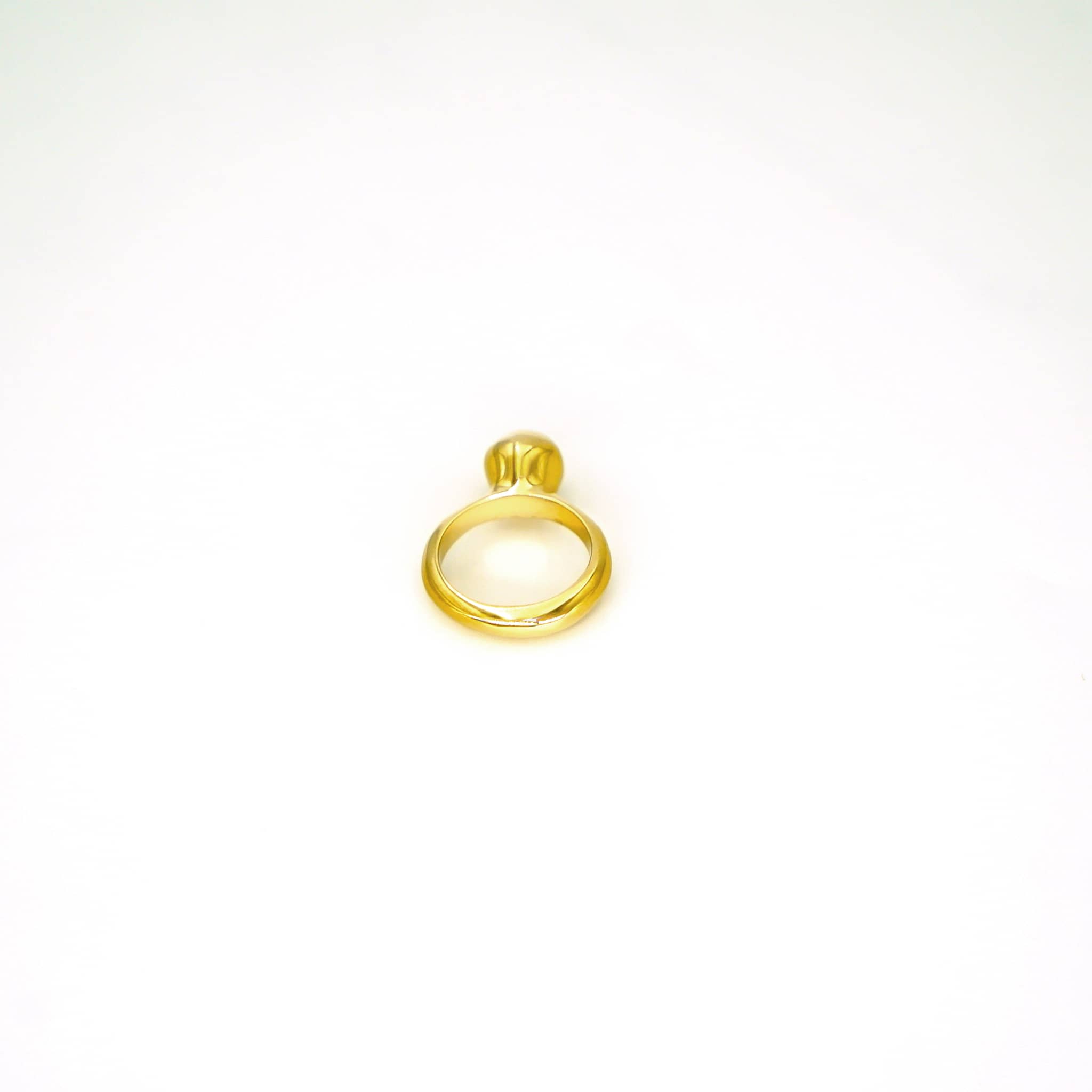 Solitaire Ball Ring | Nyundo