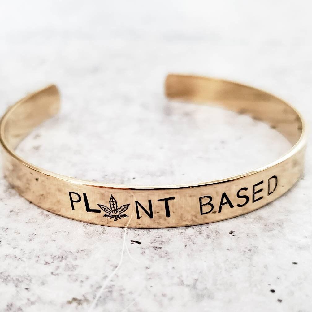PFLANZLICHES Stapelarmband für veganen Pothead
