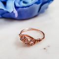 Swarovski pinker Kristallring mit Drahtwicklung