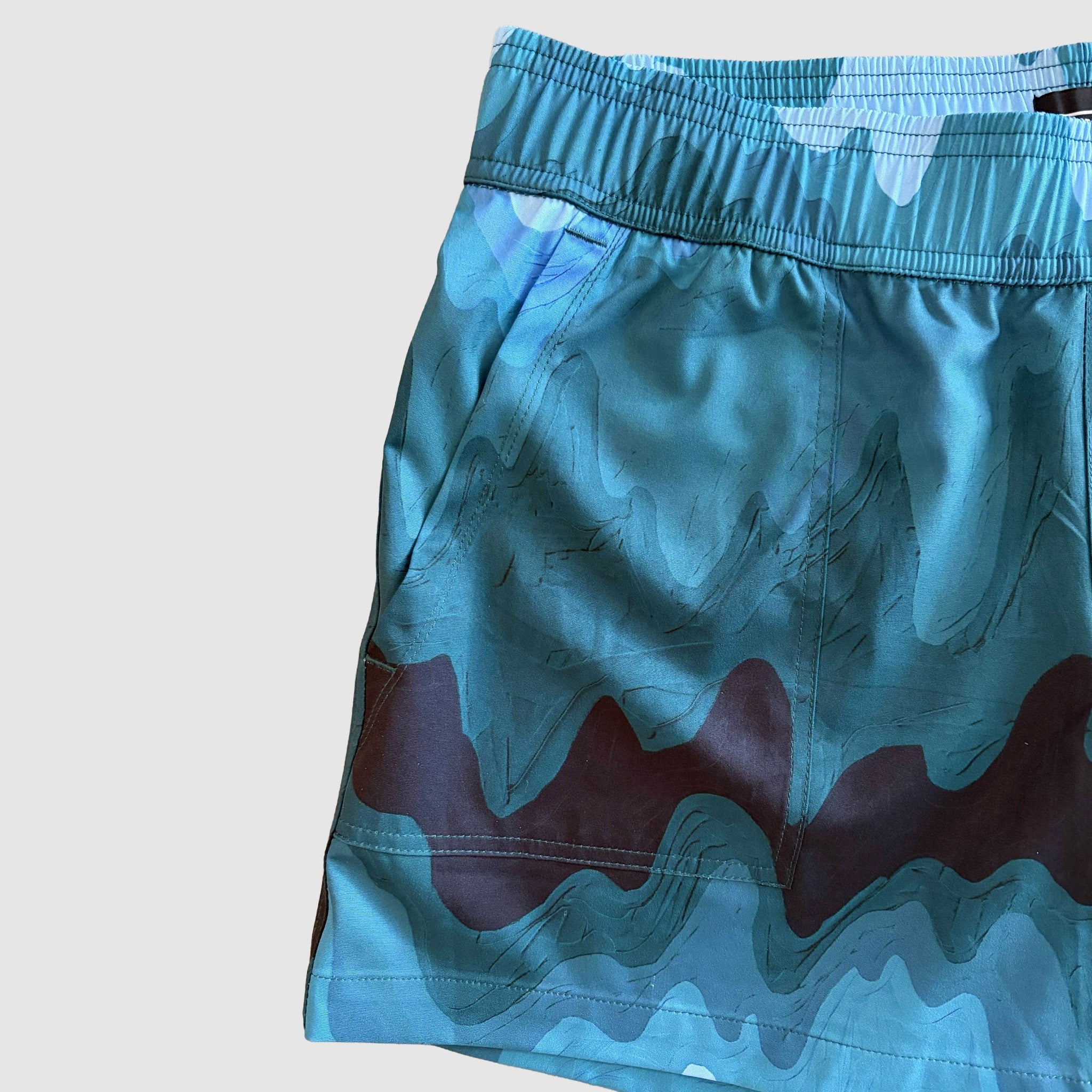 Women's Mountain Short - Waves