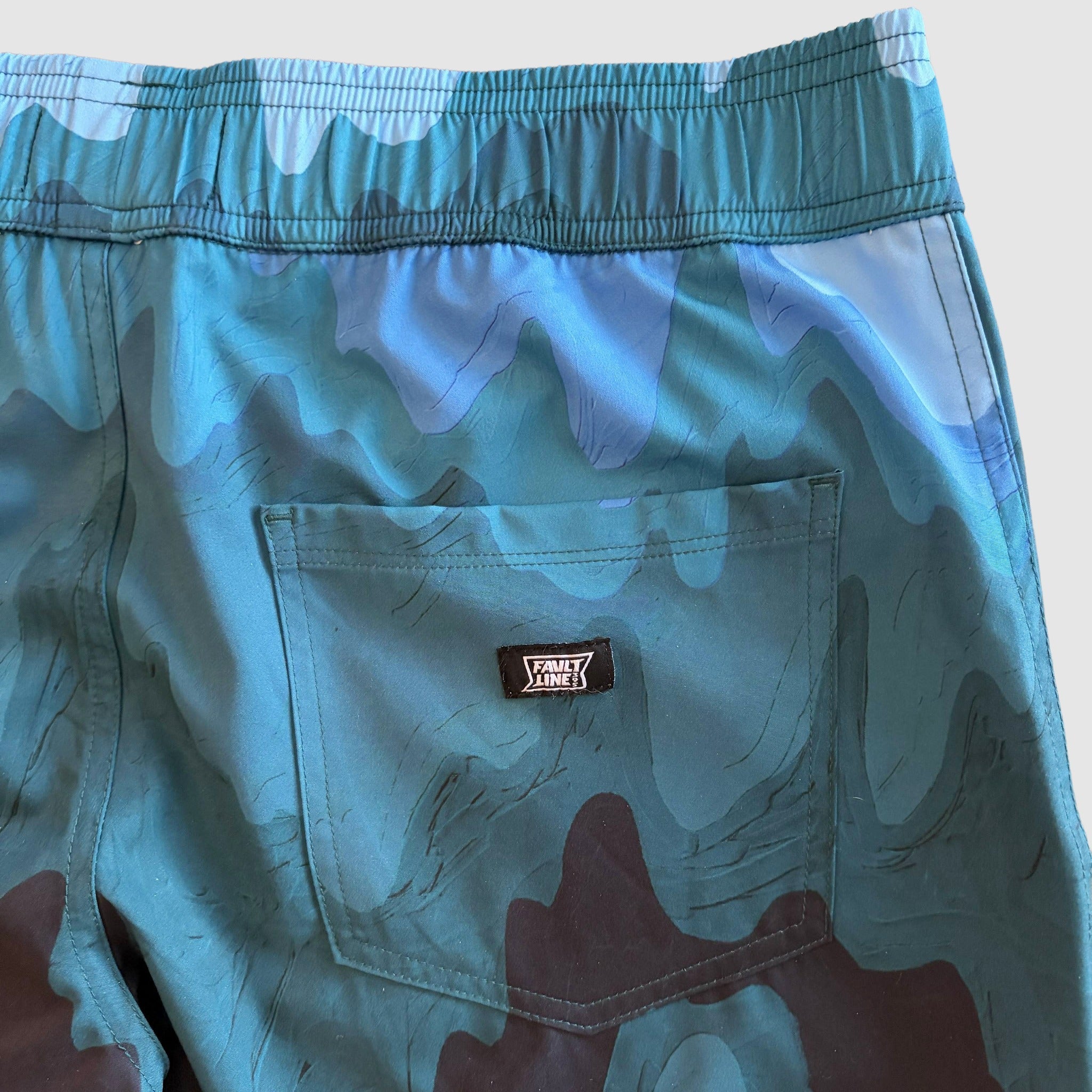 Women's Mountain Short - Waves