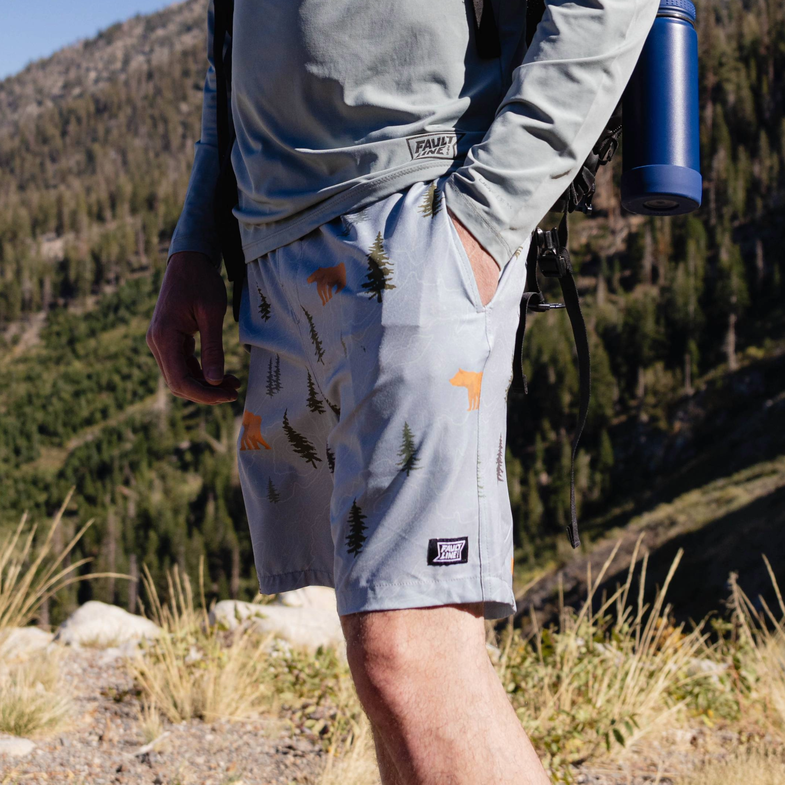 Langley Stretch Short - Grey Bear Print