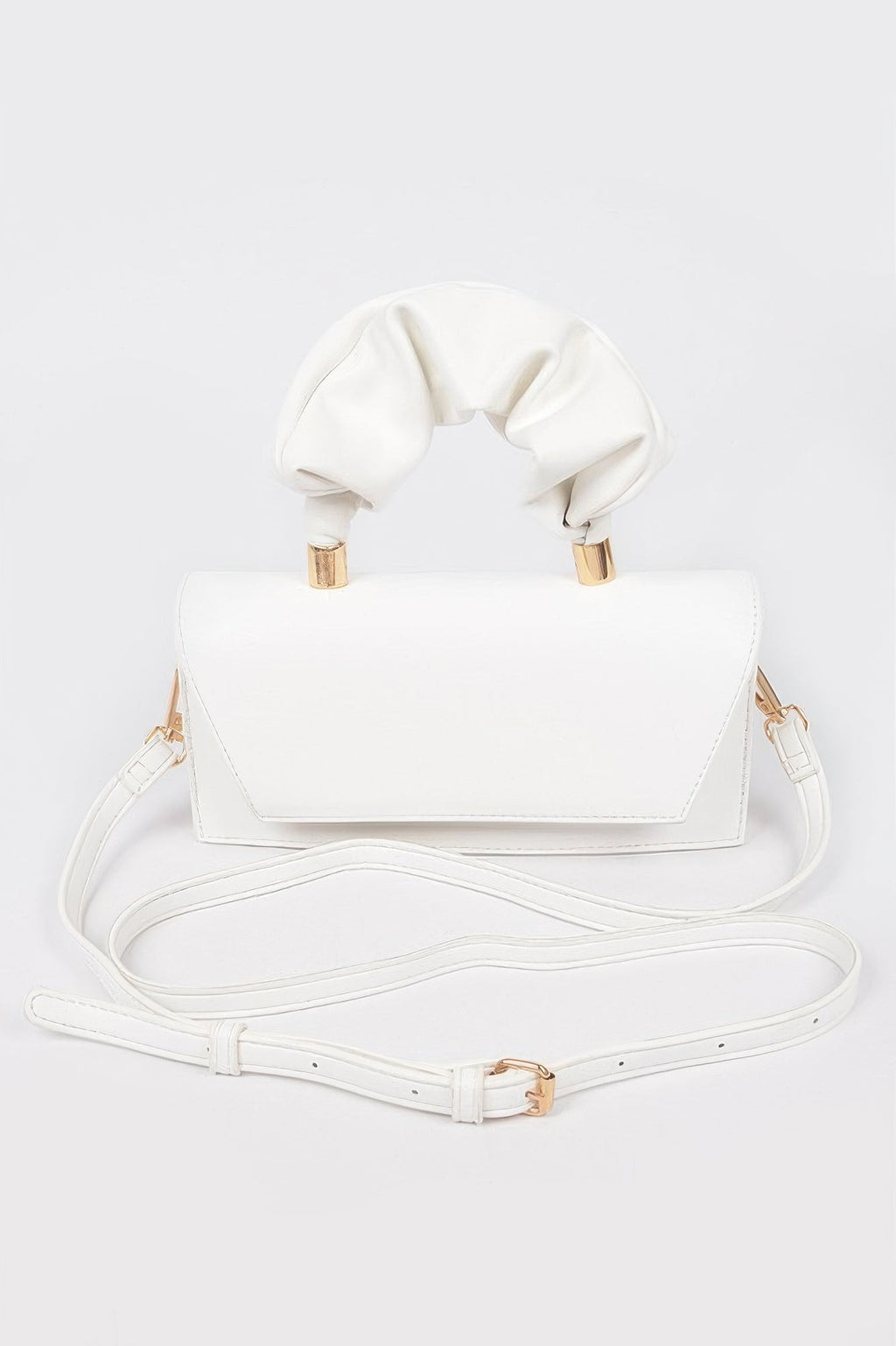 Simple Flap Clutch W/wrinkled Handle