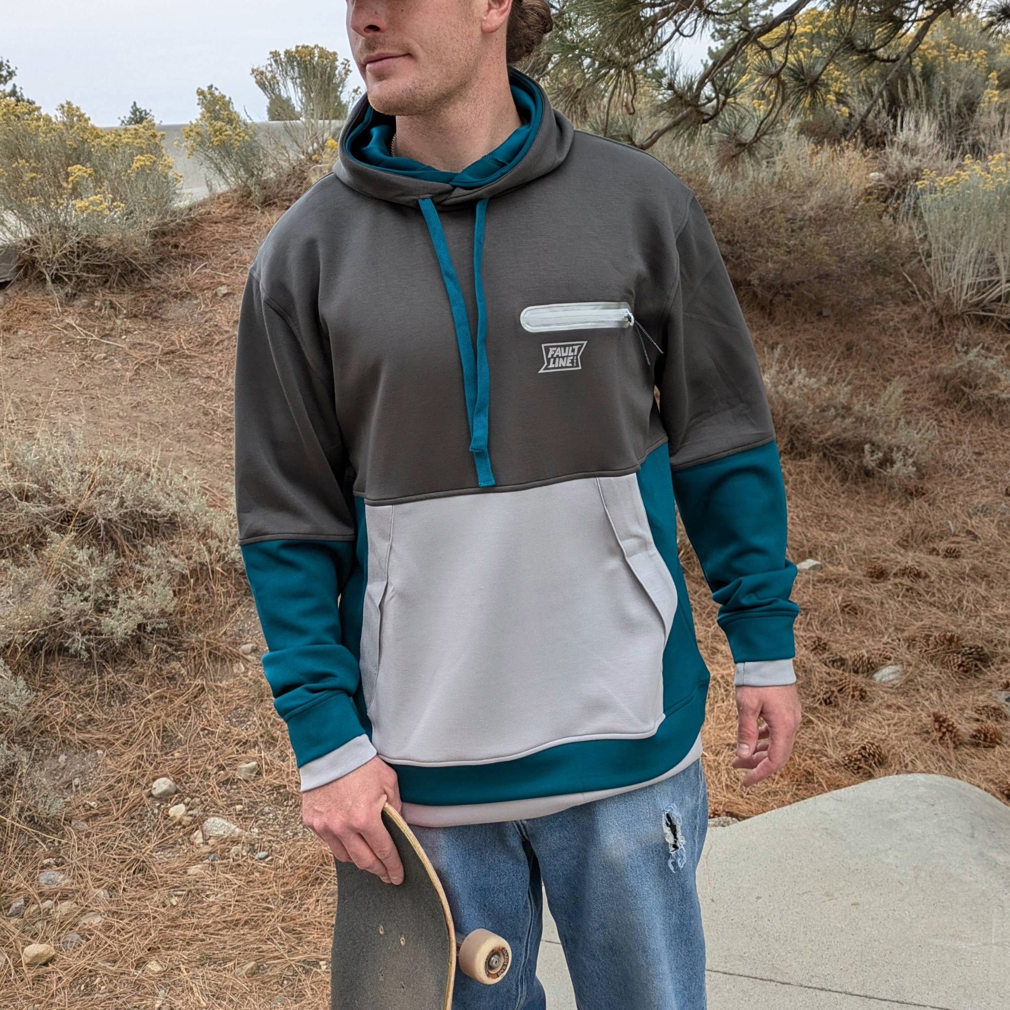 Cloud 9 Tech Hoodie - Graphite/Teal