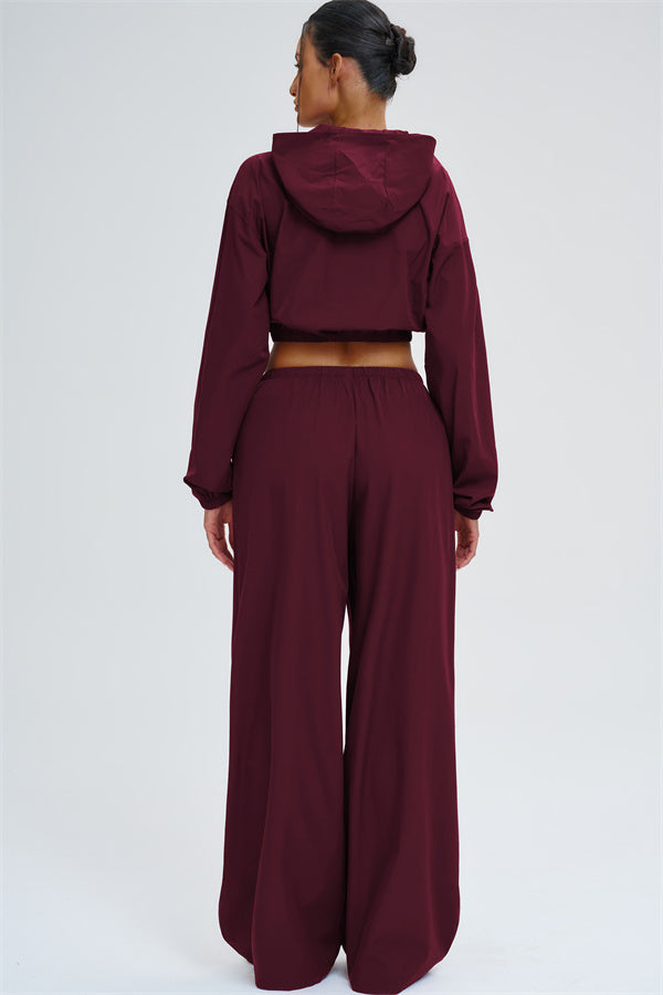 The Svelte UV protection Crop Hoodie Sweatpants 2-Piece Set