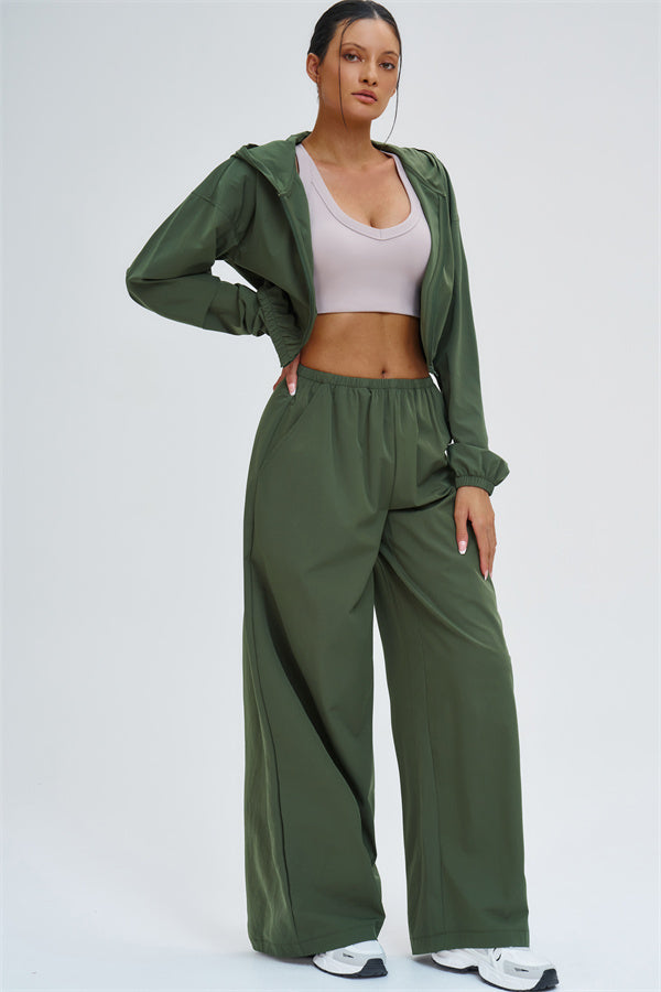 The Svelte UV protection Crop Hoodie Sweatpants 2-Piece Set