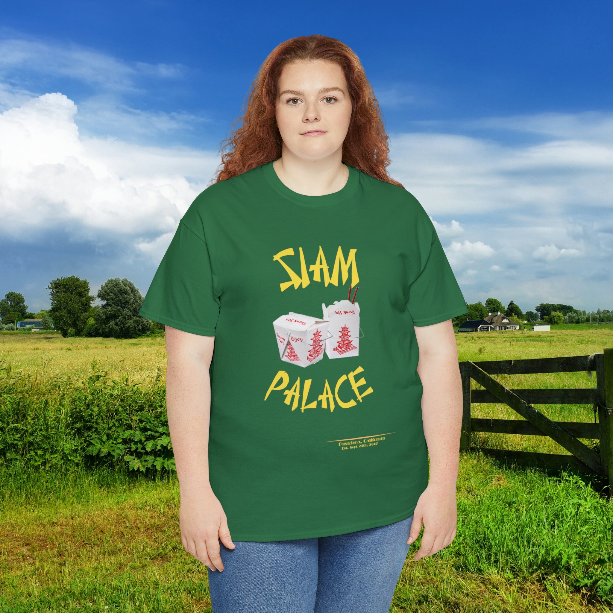 "DirkyThreadz Siam Palace T-Shirt – Mutiges Take-out-Grafikdesign aus schwarzer Baumwolle"