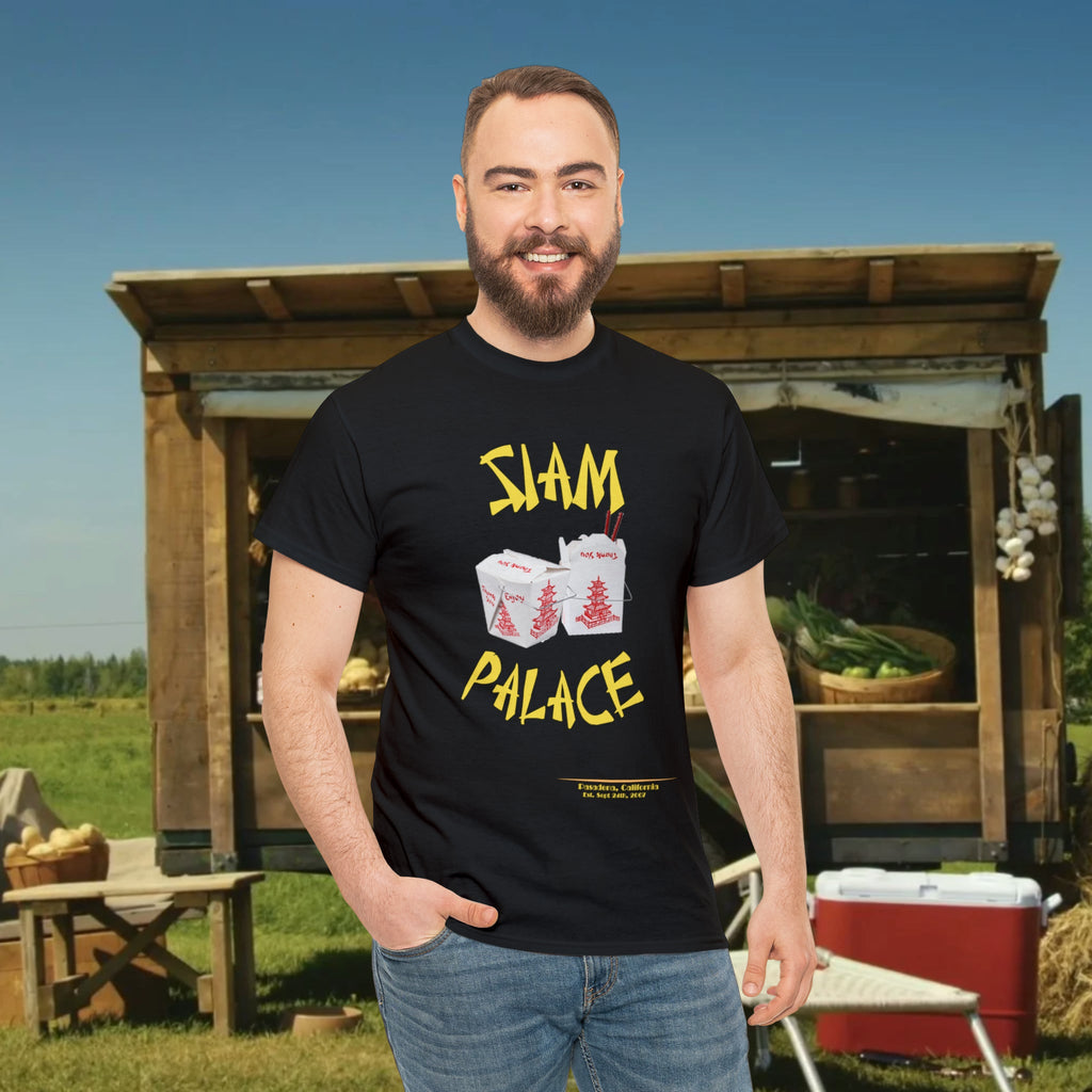 "DirkyThreadz Siam Palace T-Shirt – Mutiges Take-out-Grafikdesign aus schwarzer Baumwolle"