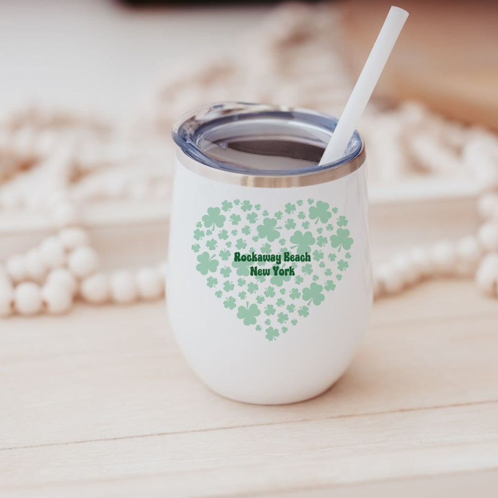 Individueller St. Patrick's Day Herz-Weinkelch