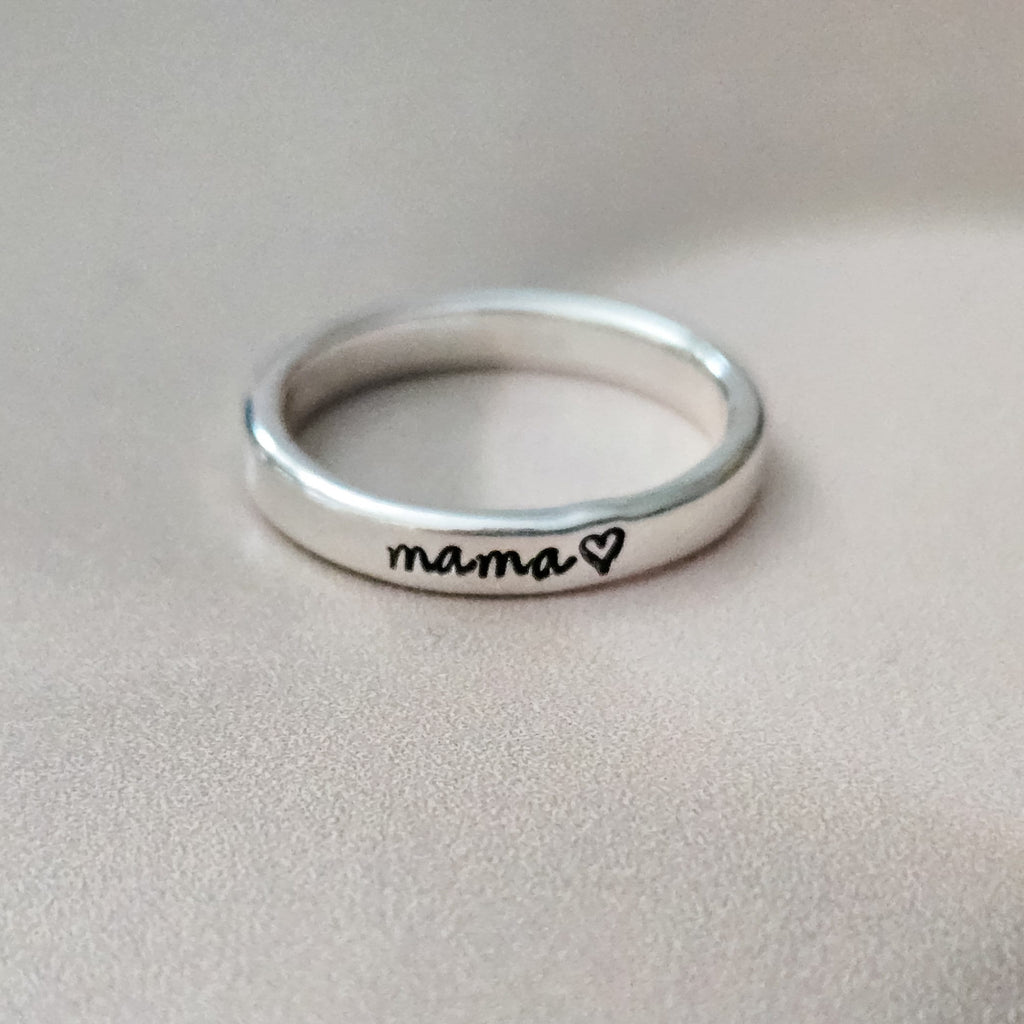 Personalisierter Sterlingsilber Mama Ring – Stapelbarer Namensring nach Maß