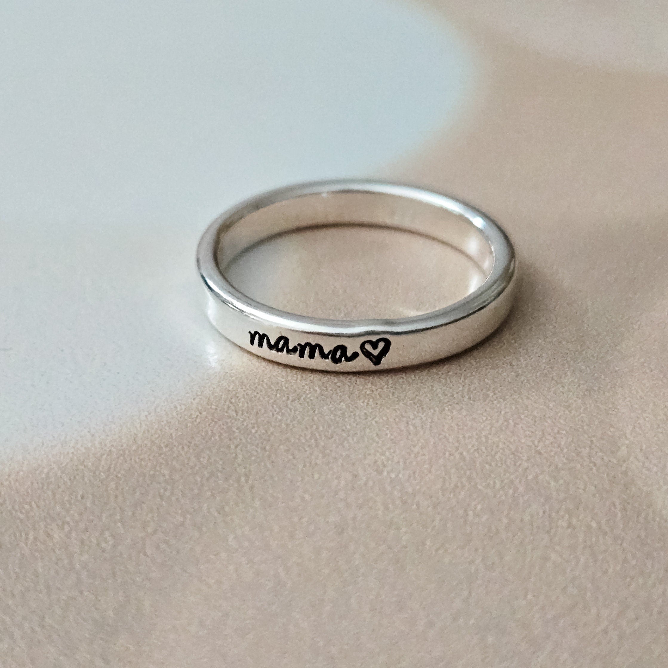 Personalisierter Sterlingsilber Mama Ring – Stapelbarer Namensring nach Maß