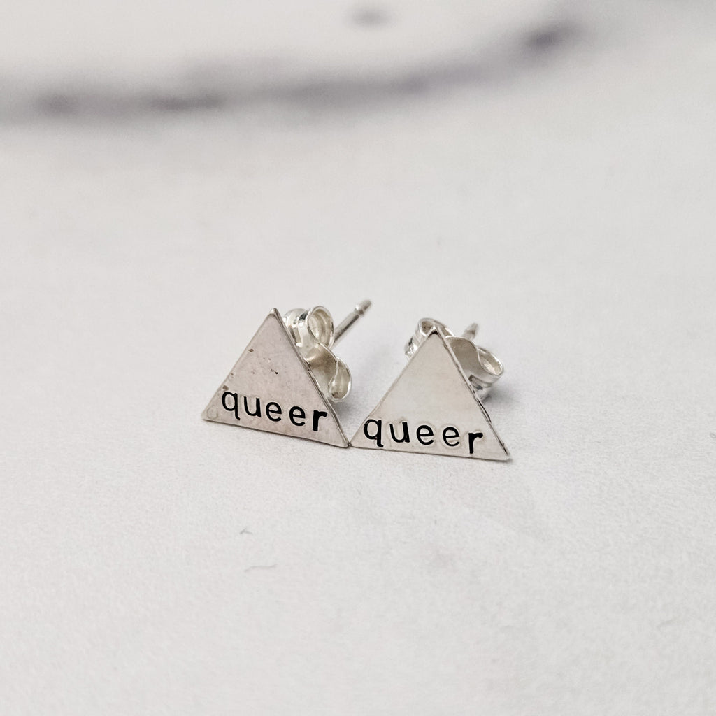 Queere Ohrstecker aus Silber