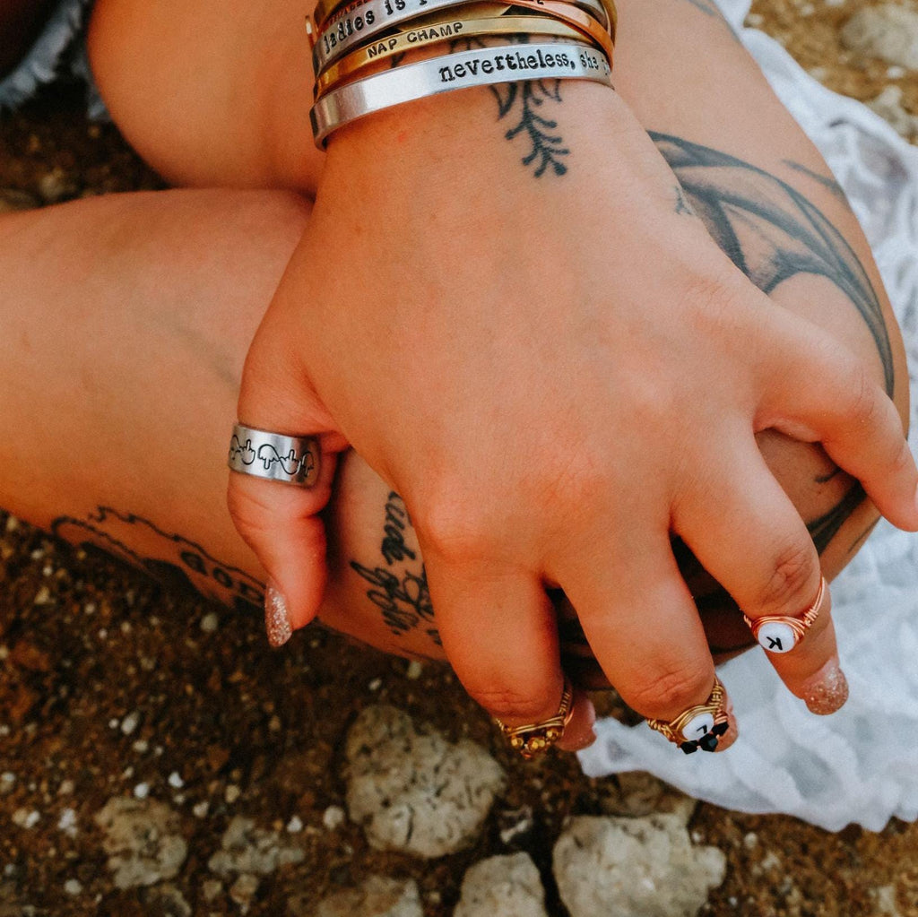 Goldener Mittelfingerring
