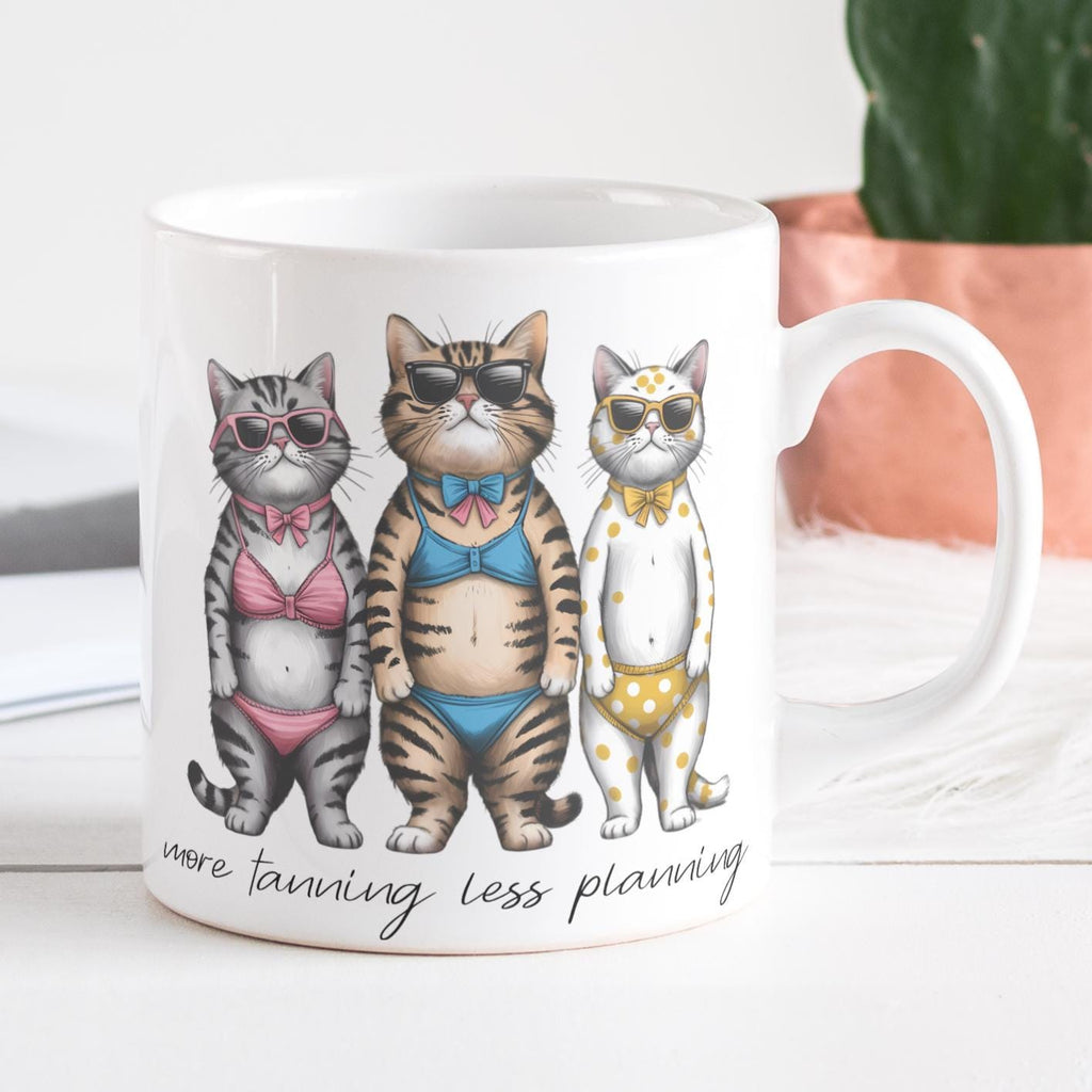 Mehr Bräunen, weniger Planen, lustige Lehrer-Bikini-Katzen-Tasse