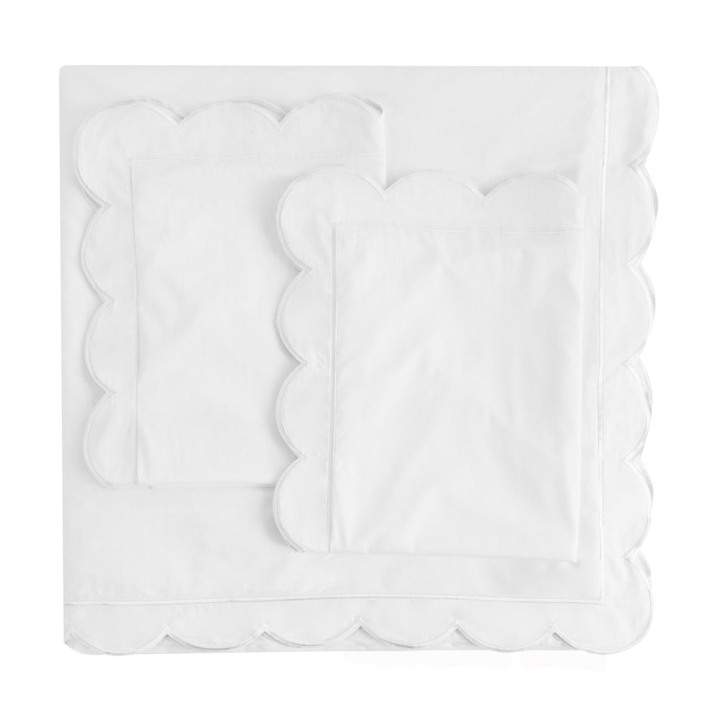 Bettwäsche-Set aus Baumwoll-Perkal mit Muschelsaum-Stickerei